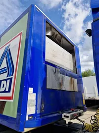 Schmitz Cargobull SKO 24 Foto